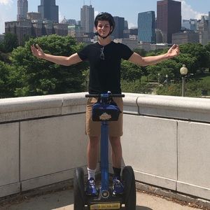 Meet your Posher, Alex